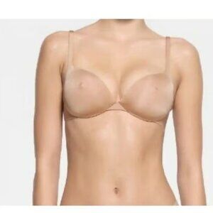 SKIMS Ultimate Collection Pushup Plunge Nippy Bra